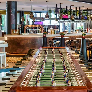 novotel-barcelona-cornella.catalonia-hotels.com/